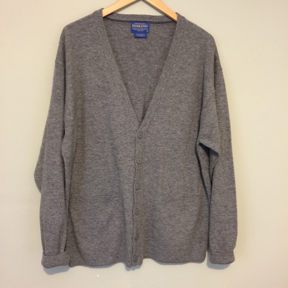 Pendleton Sweaters - Pendleton 100% lambswool pocket cardigan oversized